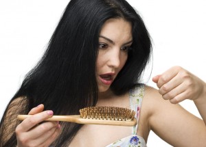 Queda de cabelo: entenda e saiba como prevenir