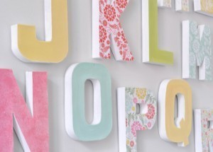 Moldes de letras: decore sua casa quase de graça!